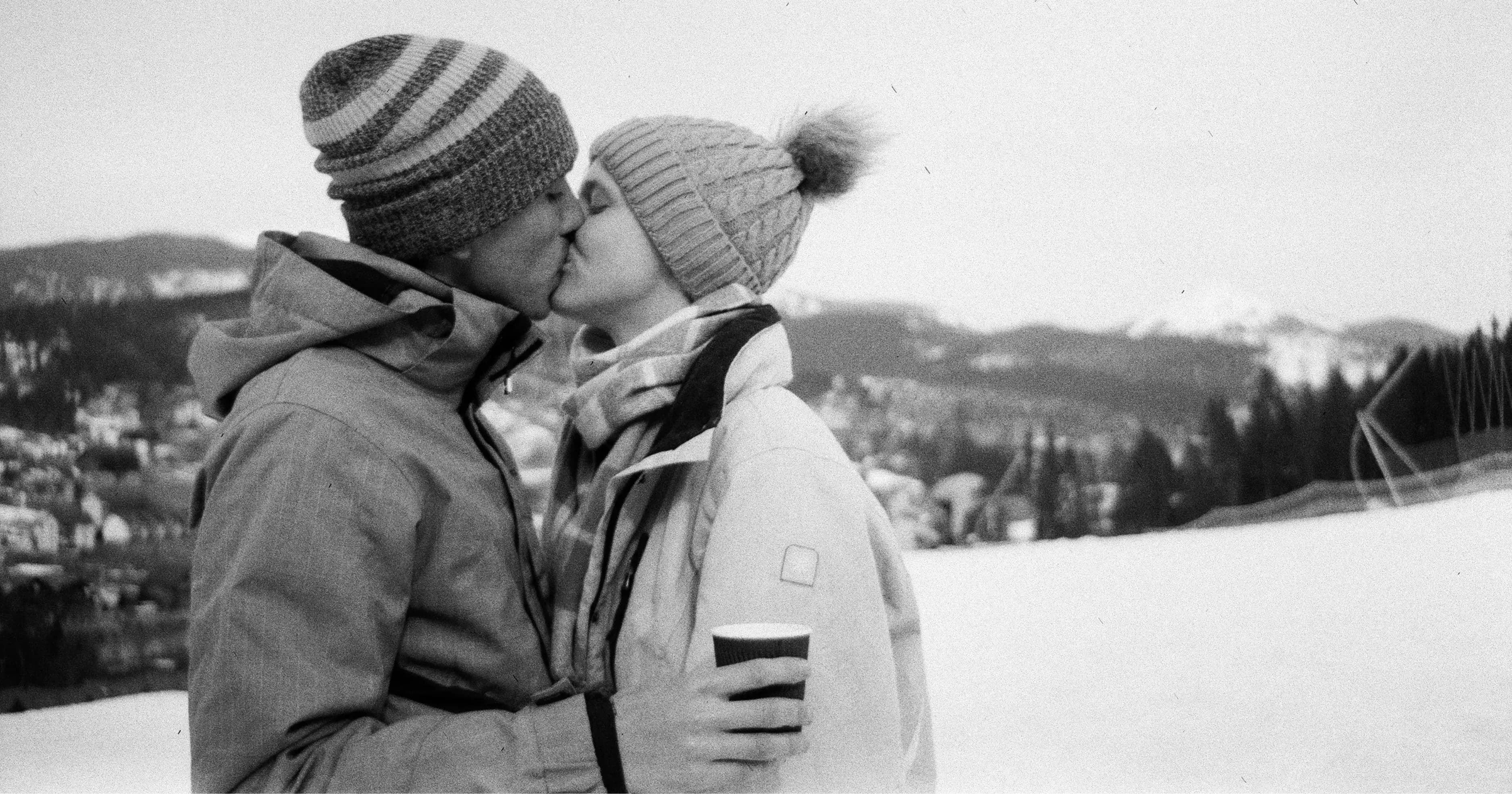 Where do you meet singles after 40 in Stockholm?